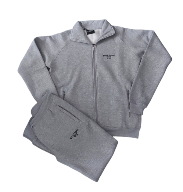 Grey fitted tracksuit, with Chenille Embroidery 80% cotton 20% Polyester